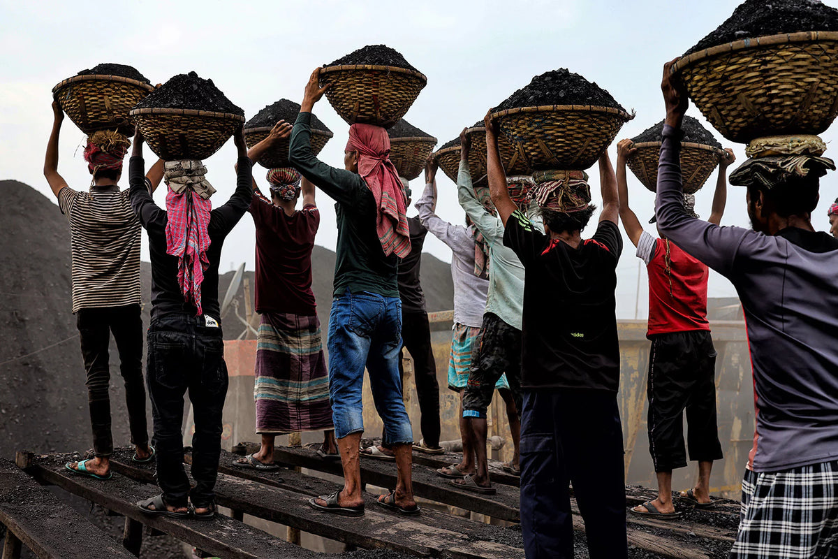 Documentary photograph made in Bangladesh during Laurin Strele’s photography workshop.