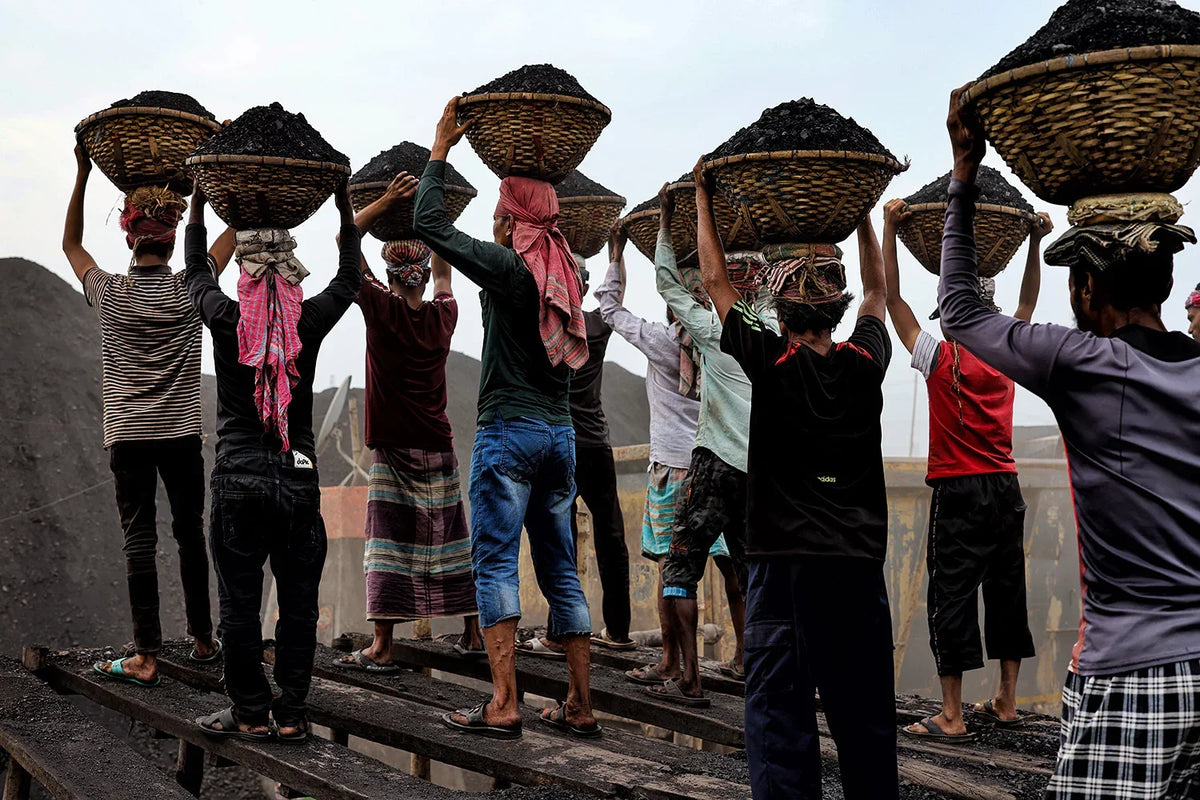 Documentary photograph made in Bangladesh during Laurin Strele’s photography workshop.