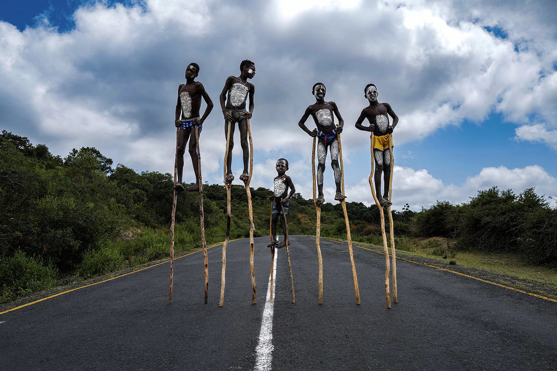 Hamar Kids On Stilts